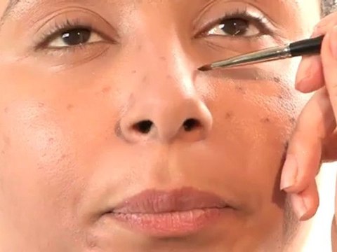 How To Do Fake Freckles