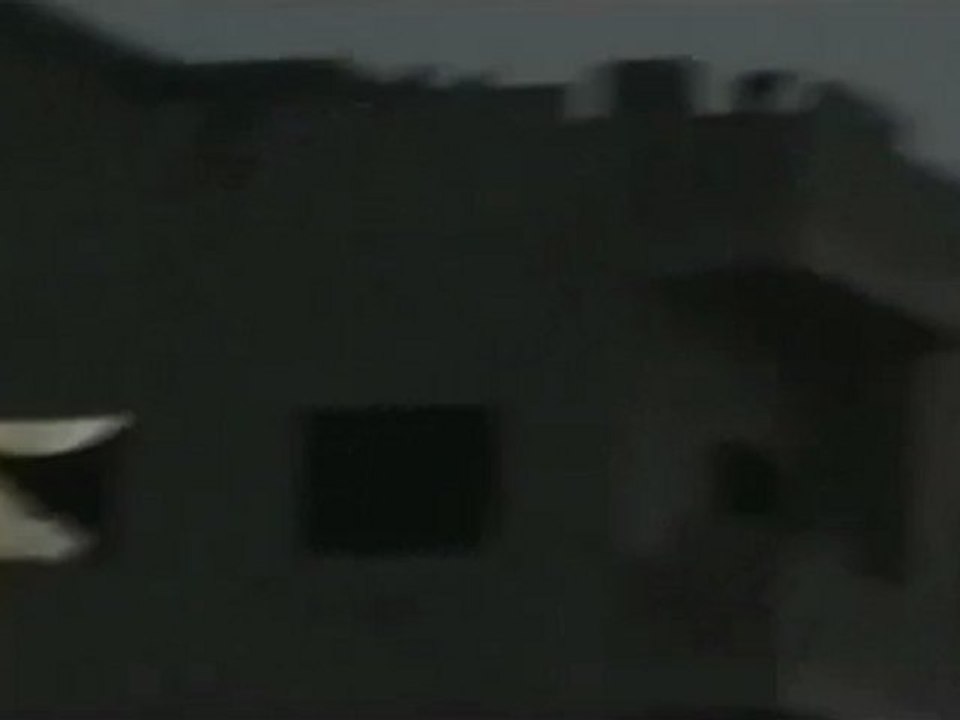 Syria فري برس حماه المحتلة الشرقيه الرشاشات والقناصات موجهه على المنازل  20 6 2012 ج1 Hama