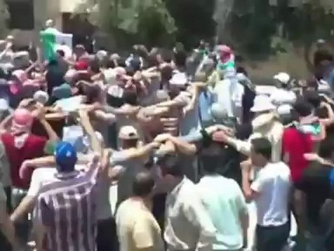 Syria فري برس حماه المحتلة مظاهرة في مدينة سلمية احتجاجا على احتفاظ النظام بجثمان الشهيد ملهم رستم 20 6 2012 ج2 Hama