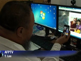 China's Ai Weiwei barred from court in tax case