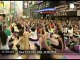 Yoga class in Times Square - no comment