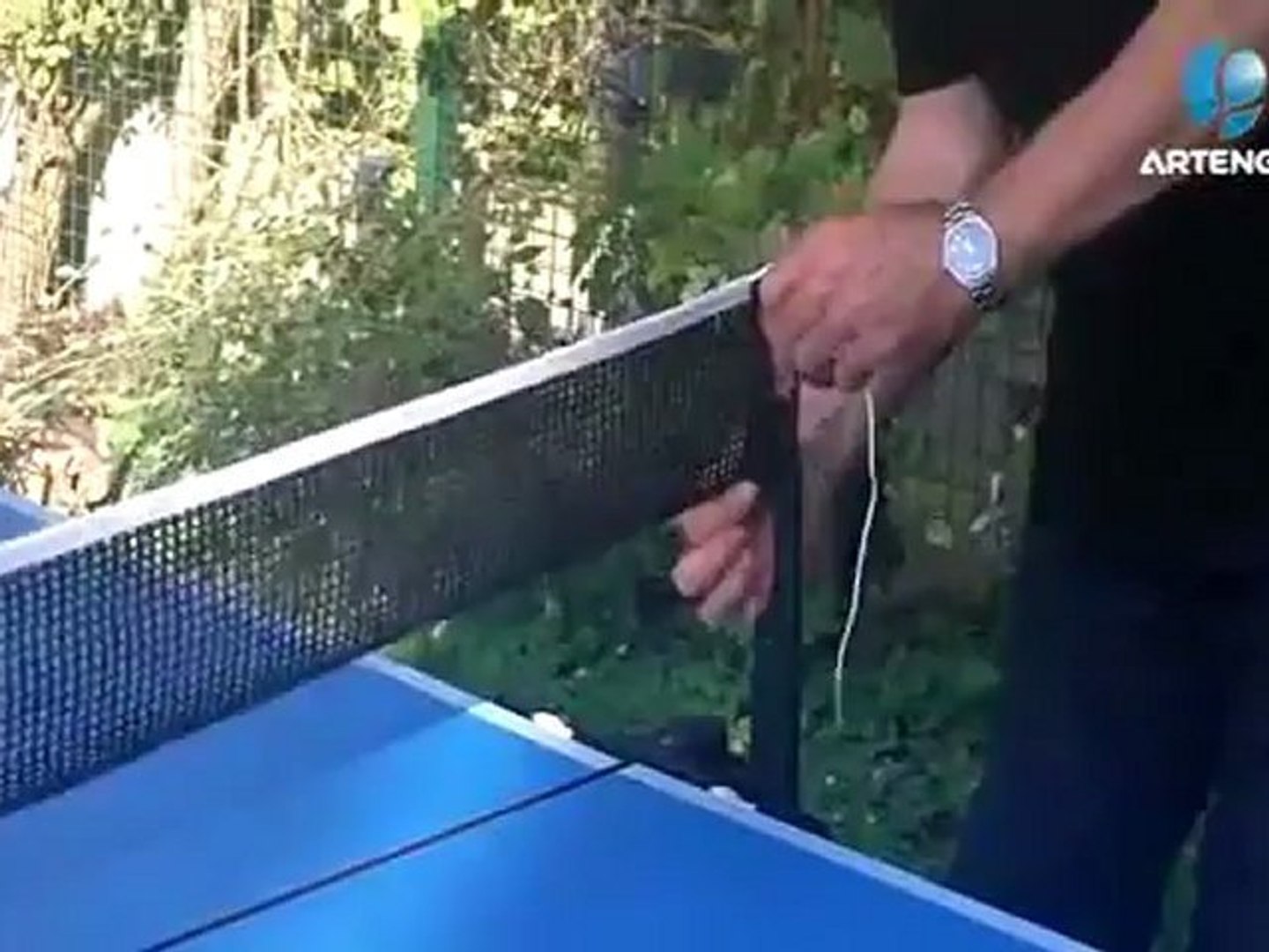 Vidéo du montage de la table de Tennis de Table Artengo 877 O - Vidéo  Dailymotion