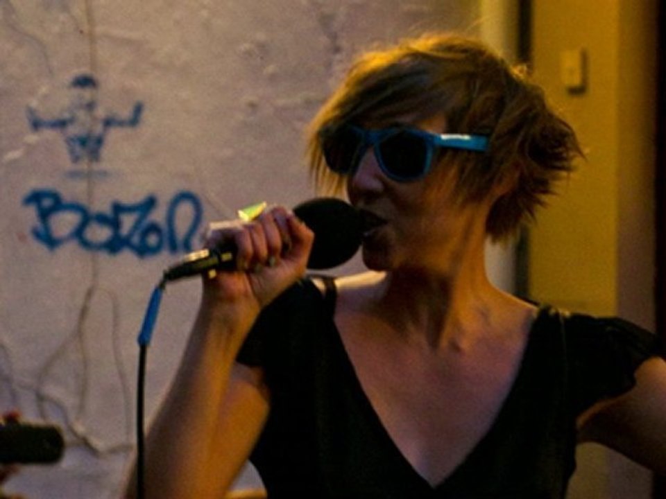 Léna Kaufman & Anne Horel // LIVE // Le Chapon Rouge // 30 Mai 2012 // 75003