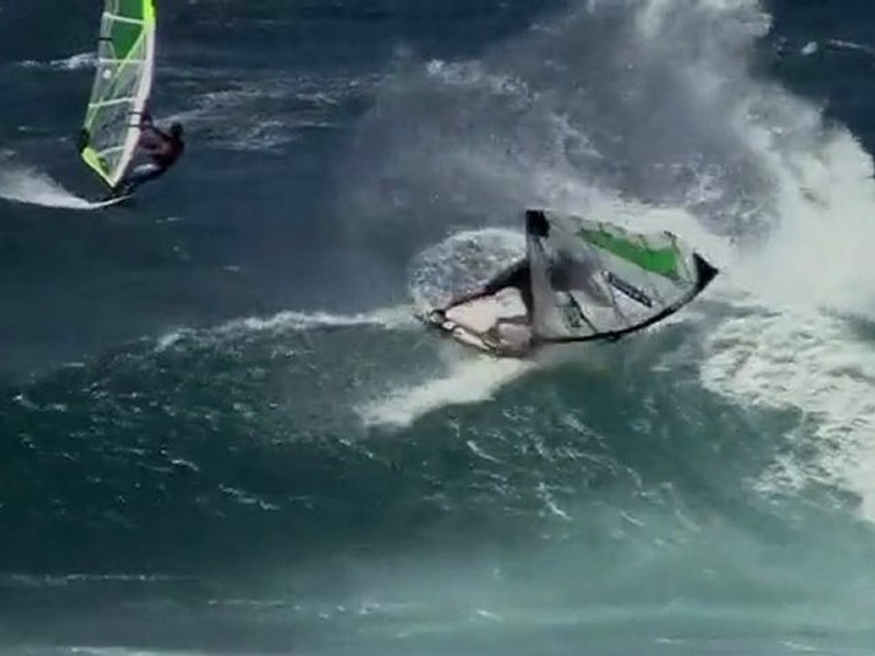 Marcilio Browne - Windsurf April In Hawaii