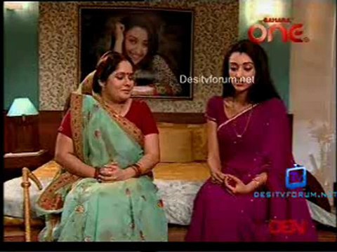Jhilmil Sitaron Ka Aangan Hoga -21th June 2012 Video Watch Pt1