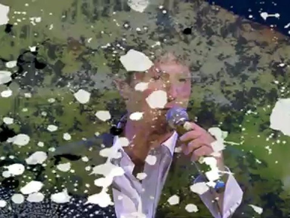 Le petit oiseau de toutes les couleurs(M.ORSO)