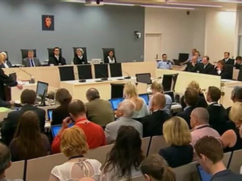 euronewsru - Заключительное слово обвинения Брейвик слушает с [H.264 360p]
