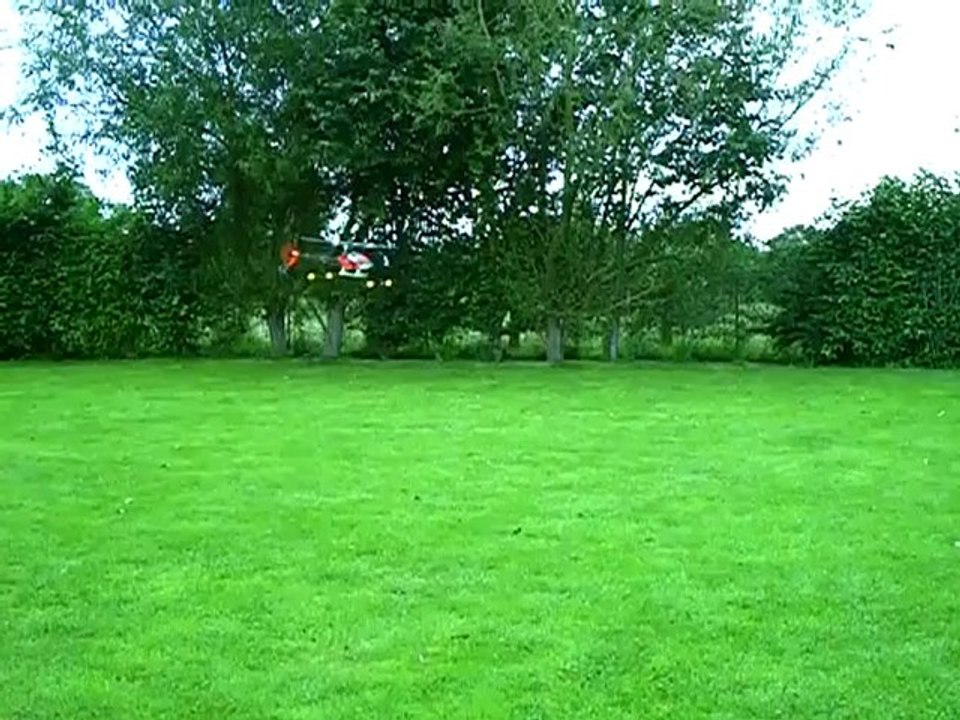 premier vol du trex  avec ma nouvelle radio T8J STATIO PAS TROP MAUVAIS nikel (5)