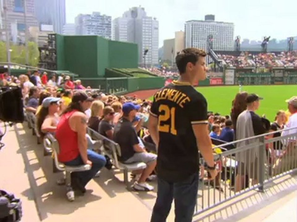 MakingOf 'Abduction' Featurette