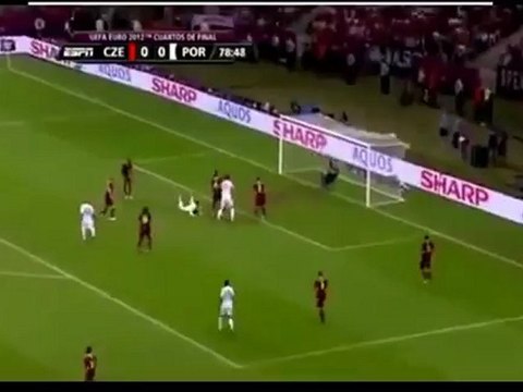 Гол Криштиану Роналдо на ЕВРО 2012 - Чехия vs Португалия 0_1