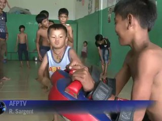 Cambodia's 'Muhammad Ali' fights for street children
