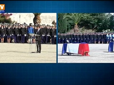 Manuel Valls rend hommage aux gendarmes tuées dans le Var