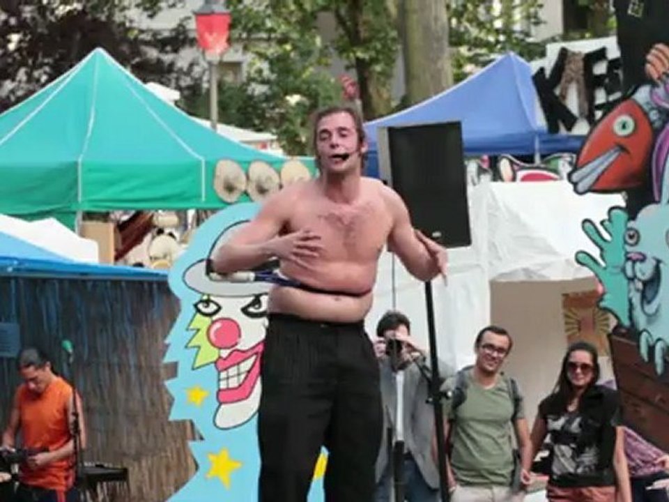 Berlin lacht 2012 - amazing street artist from uk