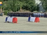 Militaires et anonymes rendent hommage aux gendarmes tuées