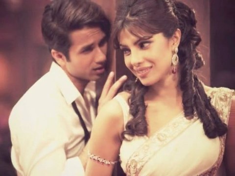 Teri Meri Kahaani Movie Review - Shahid Kapoor, Priyanka Chopra