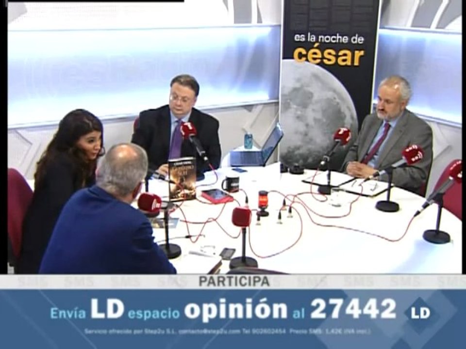 Es la noche de César: Tertulia política - 02/11/11