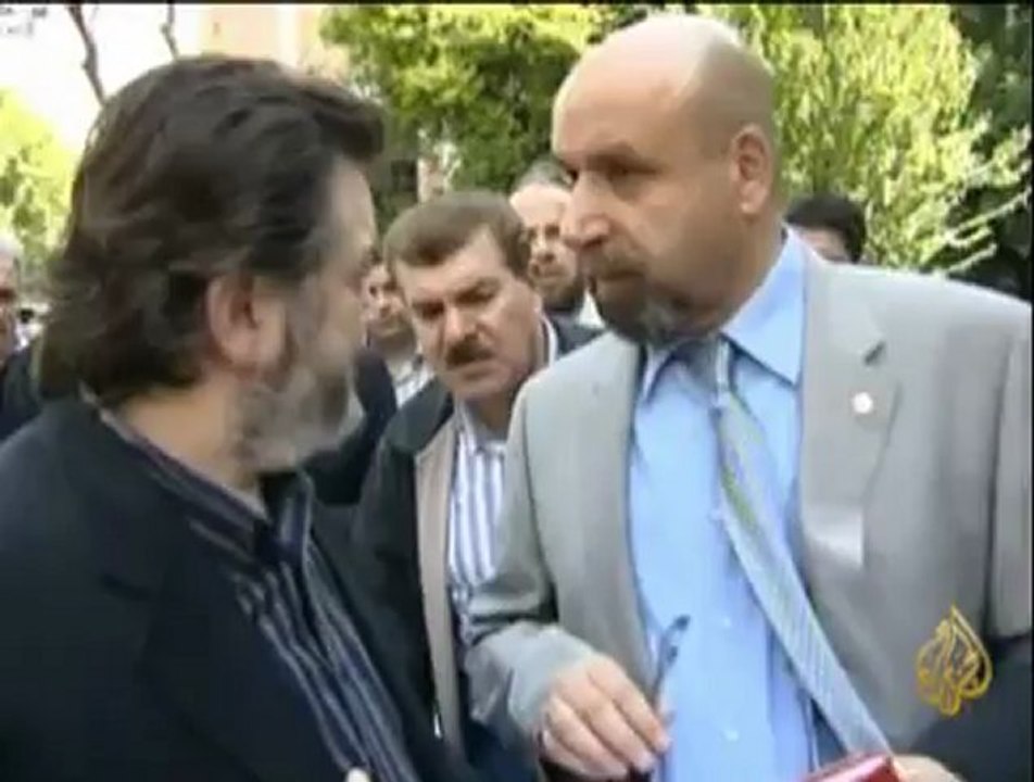 نشطاء يرفعون دعاوى ضد نظام الأسد