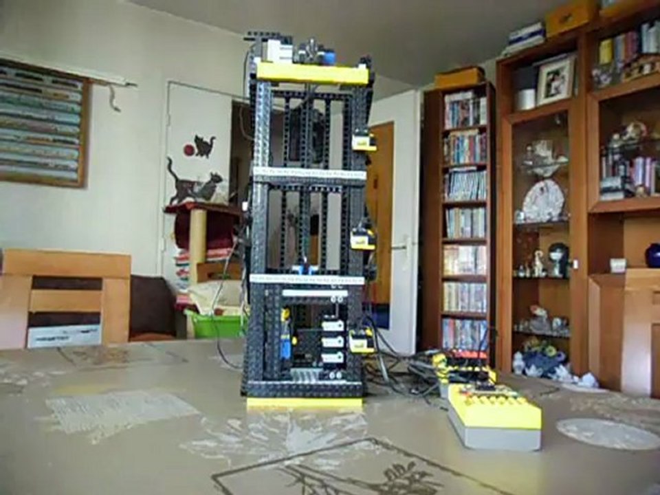 Ascenseur en Lego