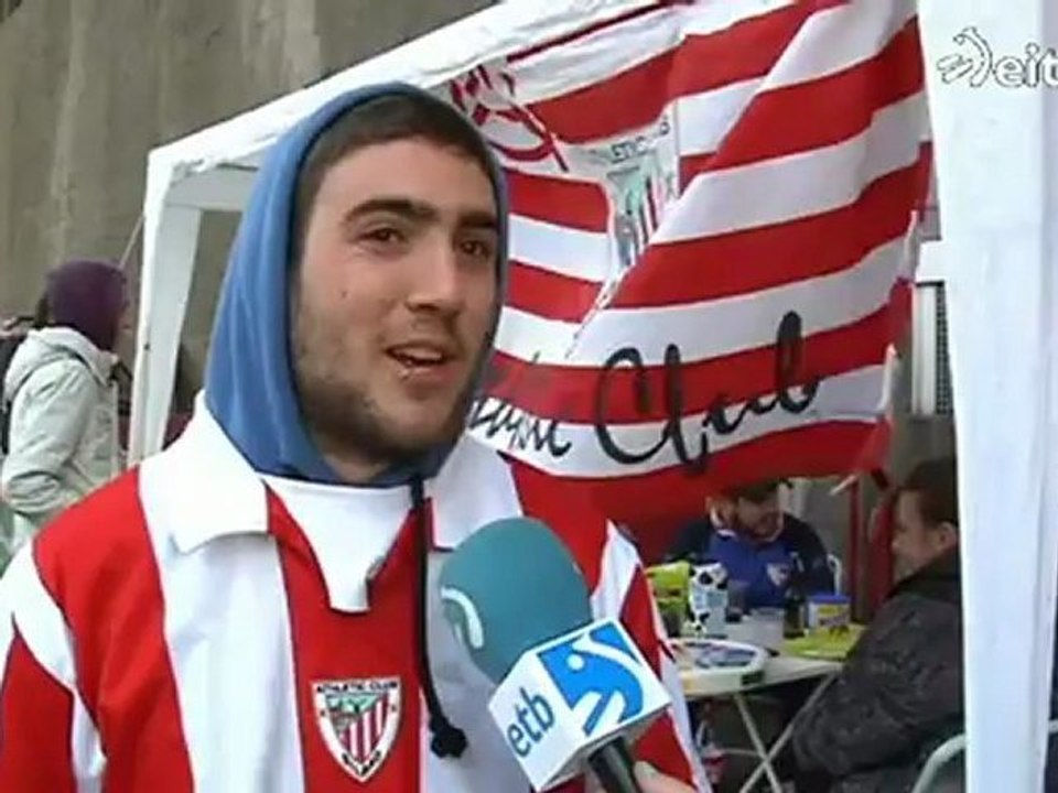 Deportes: Acampados para conseguir una entrada del Athletic-Manchester