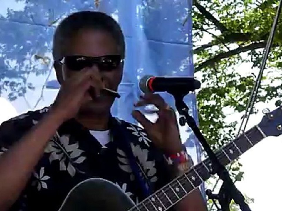 Chicago Blues Fest on 6-8-2012 @ 11:57 AM