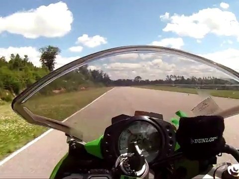 Aurélien sur le Zx10r 2010 - piste de Chenevières - 25 juin 2012