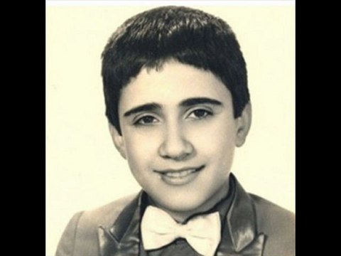 Küçük Emrah - Yürü Kervanlarım Yürü Minareci