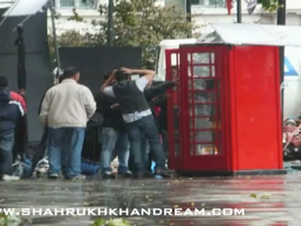 Shahrukh Khan Katrina Kaif Yash Chopra In London Marble Arch Filming New Movie 2012
