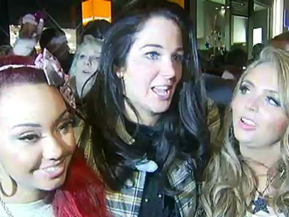 Tulisa angers fans with foul-mouthed Twitter rant