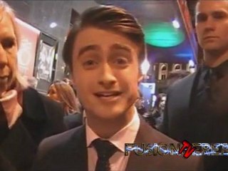 Saludo de ' Daniel Radcliffe' para la revista 'Nosolofreak'.