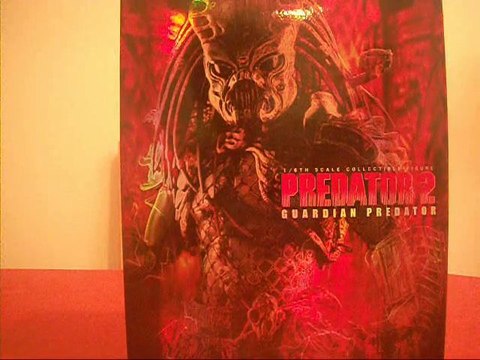 GURDIAN PREDATOR HOT TOYS