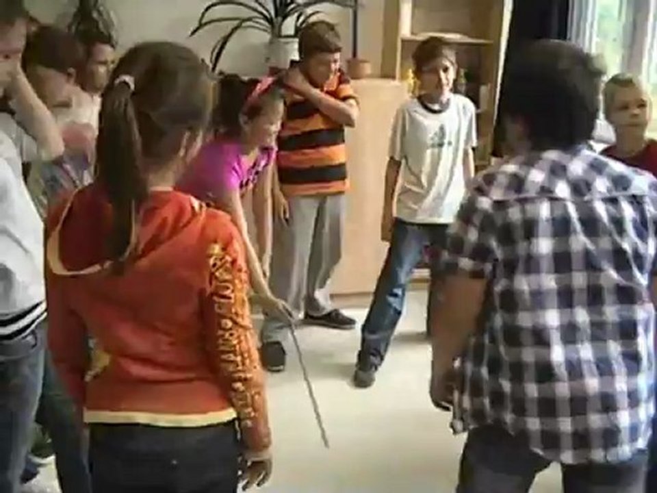 Project CAN I PLAY? The Stick Game/ Le jeu du bâton