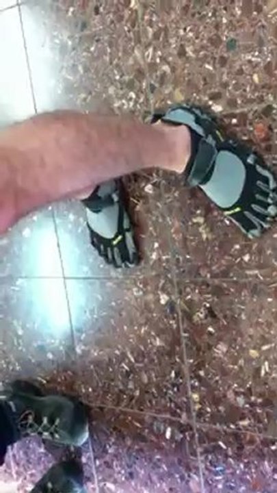 vibram five fingers shoes