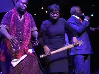 Sam Talanis au Zèbre. Danse Teke