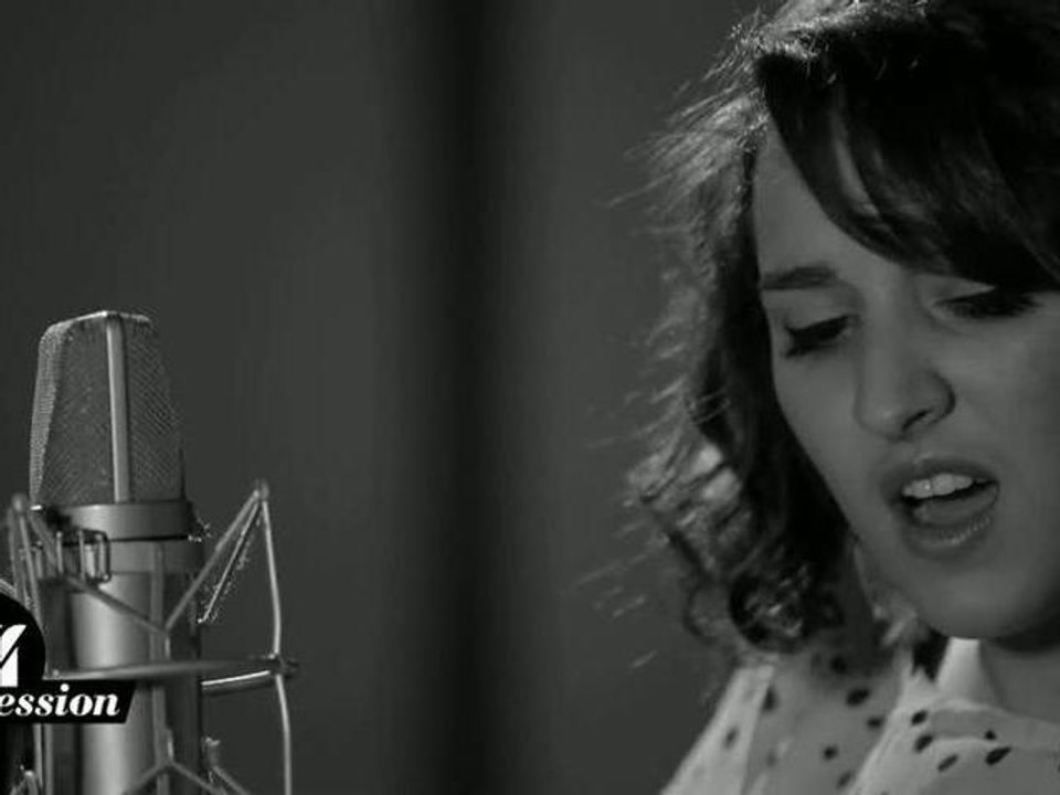 OFF SESSION - Elisa Jo : "What's My Name"