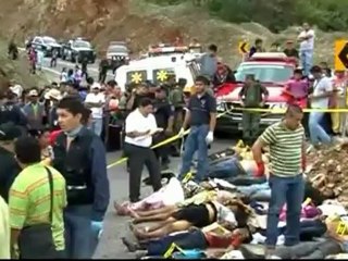 Dozens killed in Mexico bus crash