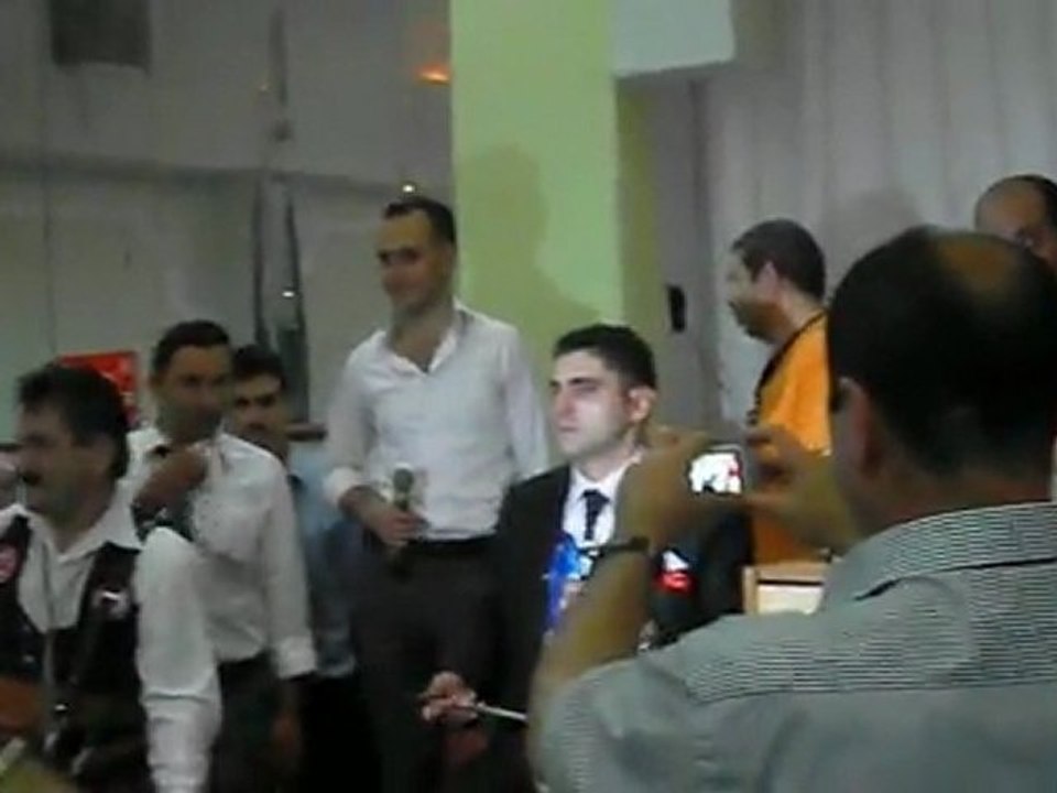 azdavaylı kemaneci turhan şükürün düğünü kemaneci hikmet