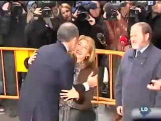 Camps llega al Palacio de Justicia en el coche de Juan Cotino