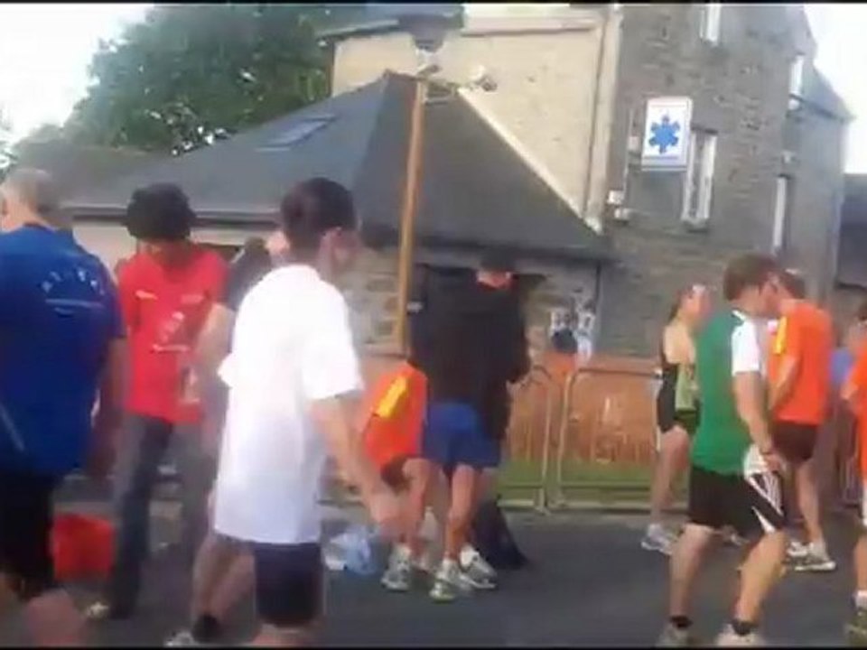 22 ème CORRIDA INTERNATIONALE DE LANGUEUX 2012  avec MARIO ET SON PETIT VELO ( REPORTAGE..