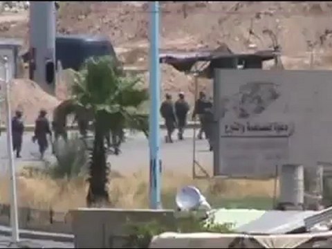 Syria فري برس حماه المحتلة انتشار الشبيحة في دوار الفيلات 24 6 2012 ج4 Hama