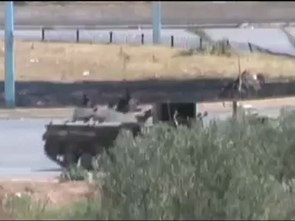 Syria فري برس  حماه المحتلة انتشار الشبيحة  في دوار الفيلات  24 6 2012 ج2 Hama