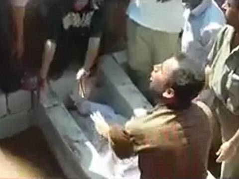 Syria فري برس ادلب اريحا نحليا تشييع شهداء المجزرة 24 6 2012 Idlib