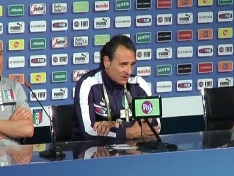 Prandelli: Il modulo è importante solo per chi difende