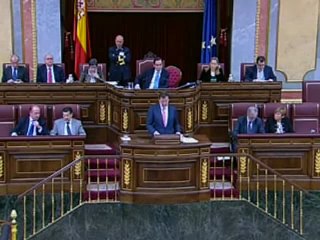 Bono interrumpe el discurso de Rajoy