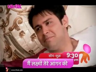 Main Lakshmi Tere Aangan Ki - Saumyas Grand Entrance