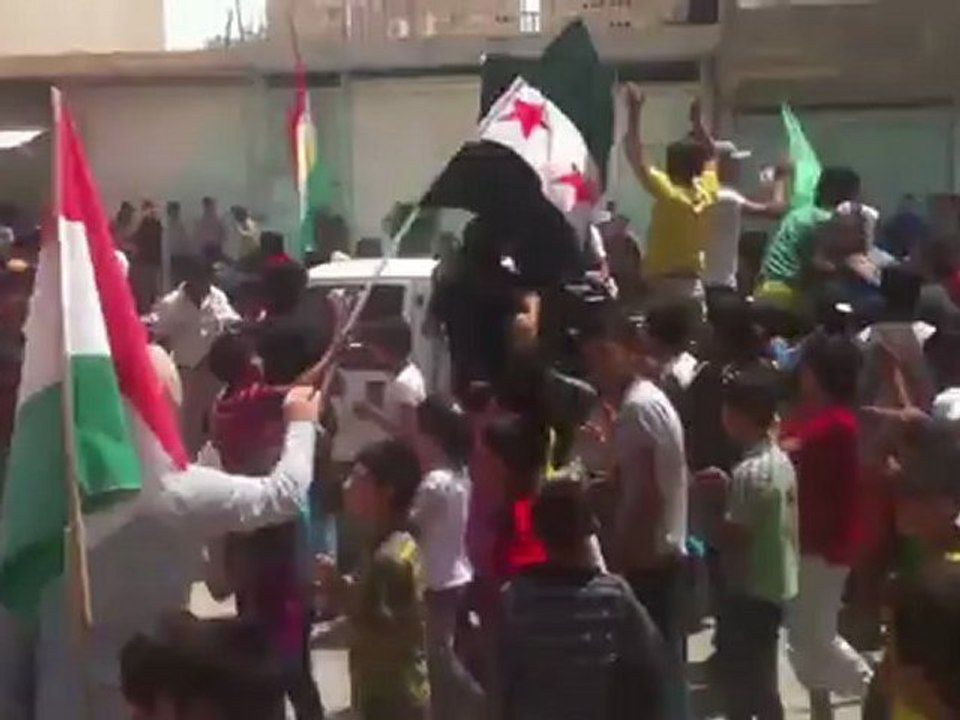 Syria فري برس  الحسكه راس العين جمعة اذا كان الحكام متخادلين فاين الشعوب 22 6 2012 ج3 ALhasaka