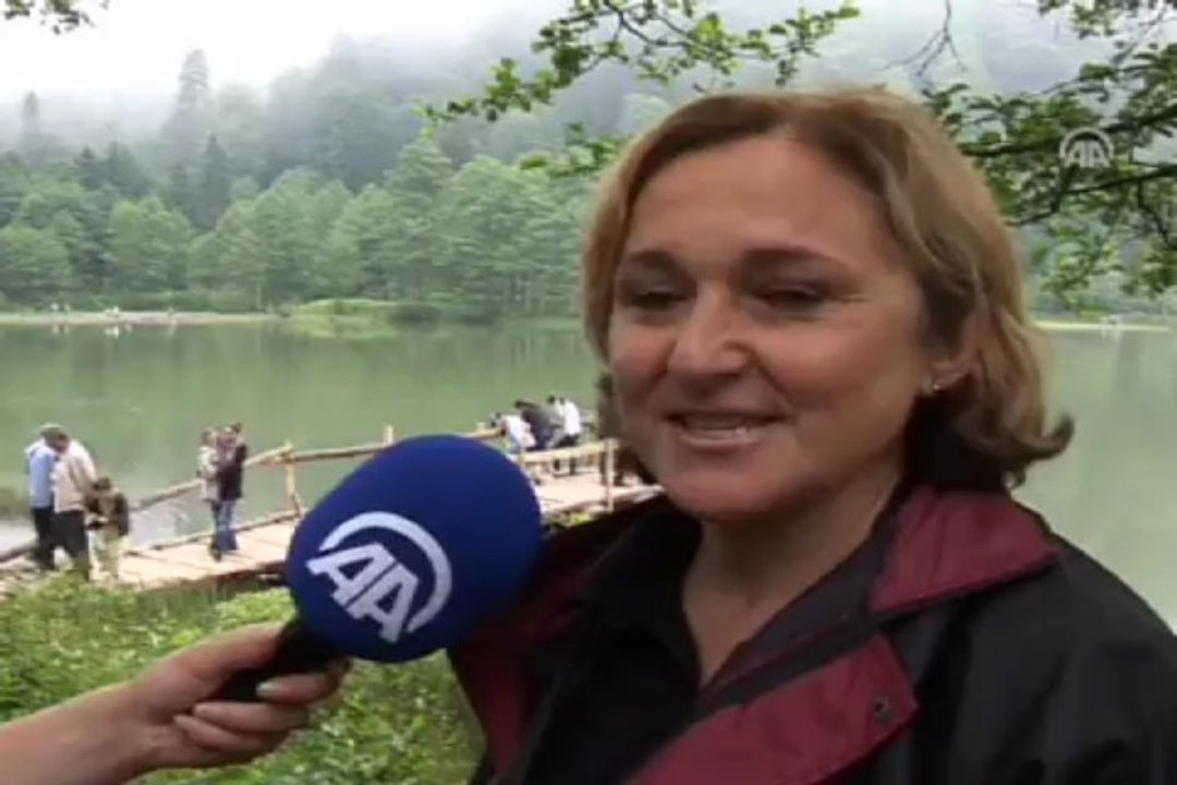 Karagöl doğal güzelliğiyle büyülüyor