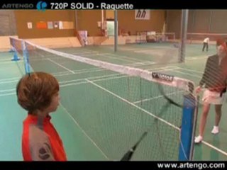 Presentation of Artengo’s 720P SOLID badminton racket!