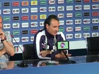 Prandelli analizza la partita di Cassano e Balotelli