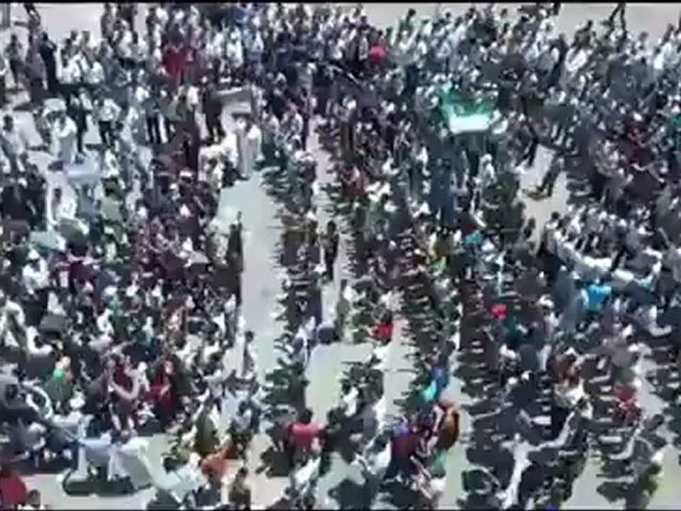 Syria فري برس حمص الصامدة الوعر الجامع العمري جمعة أين الشعوب 22 6 2012 ج1 Homs