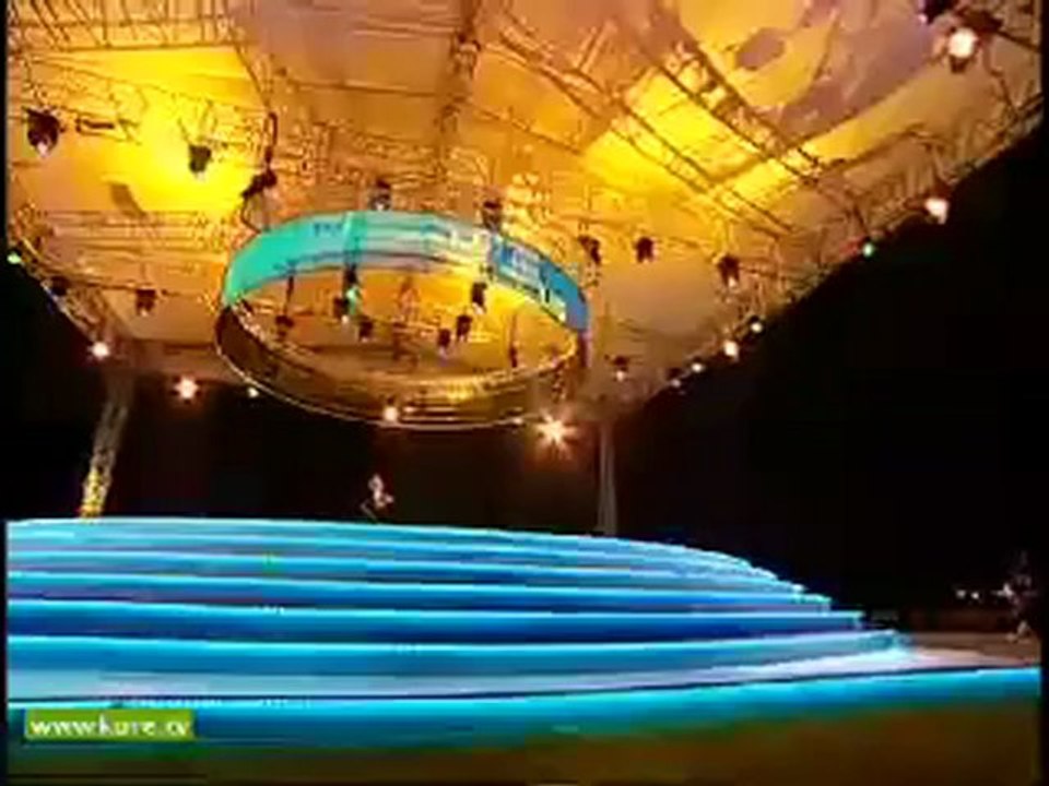 Ellerini çekip benden Azerbaycan ANKARA 10.Türkçe Olimpiyatı